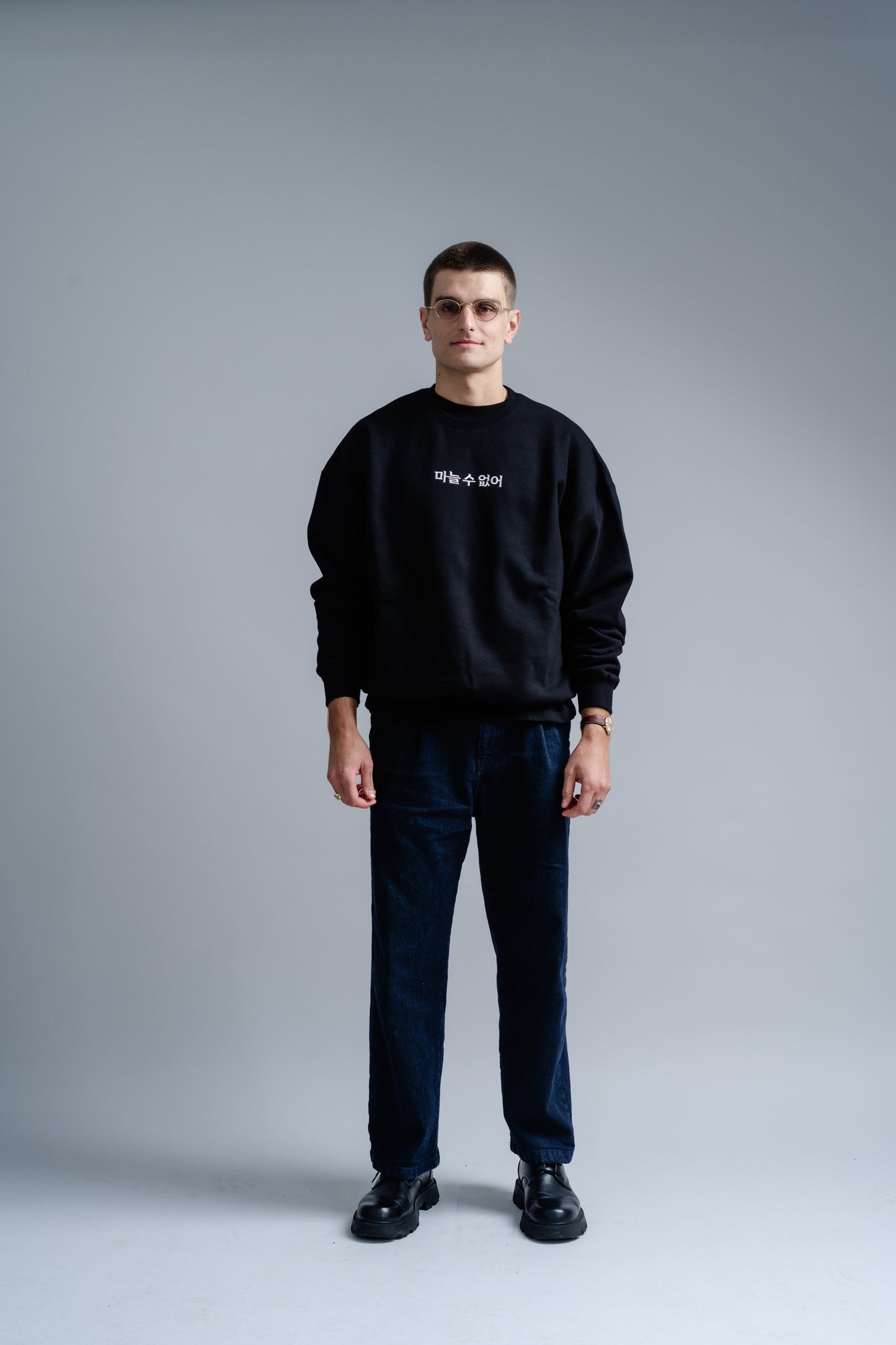 NEVER ENOUGH GARLIC SWEATSHIRT BLACK