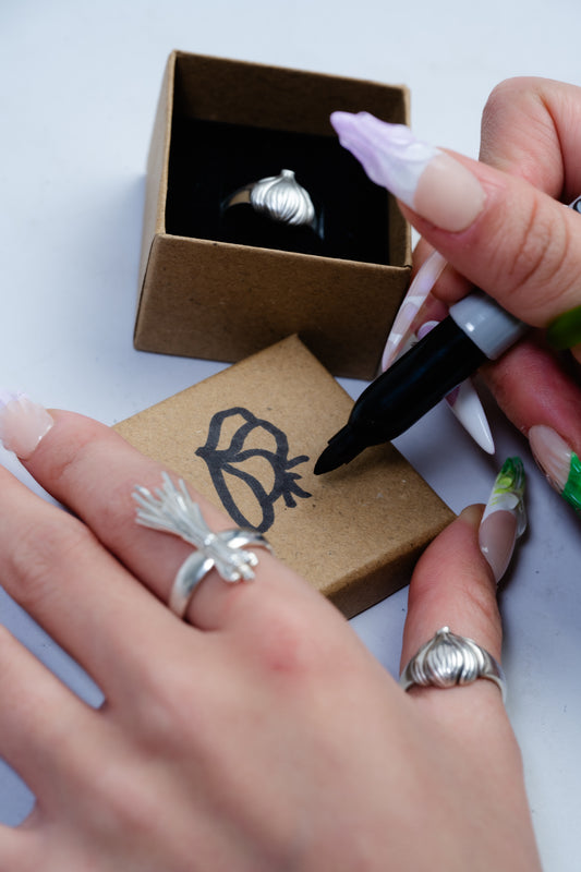 NEVER ENOUGH GARLIC RING